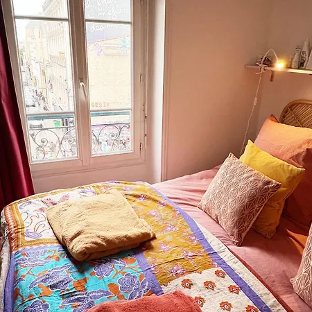 Your Favorite Nest In * Paris